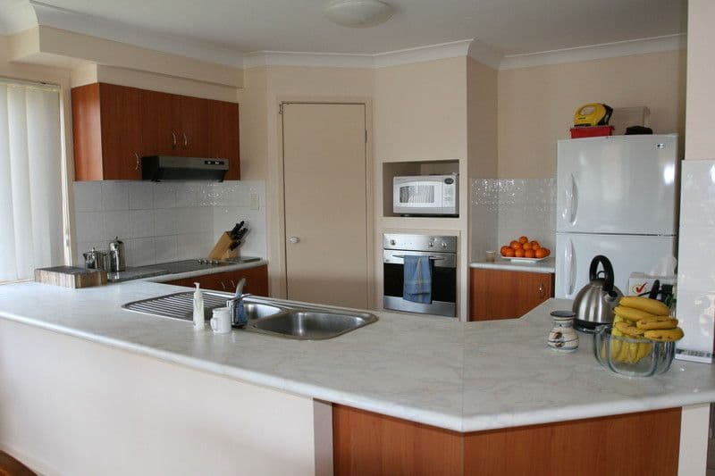 33 Bedivere Drive, ORMEAU QLD 4208, Ormeau - Thumbnail 2