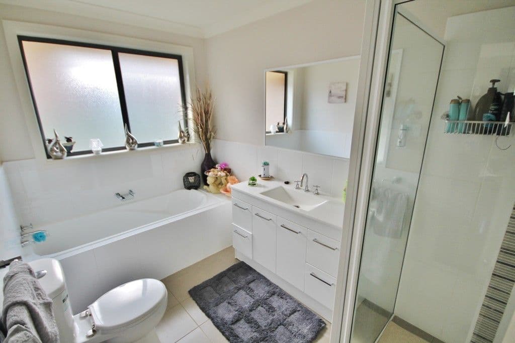56 Binalong Street, Young NSW 2594, Young - Thumbnail 8