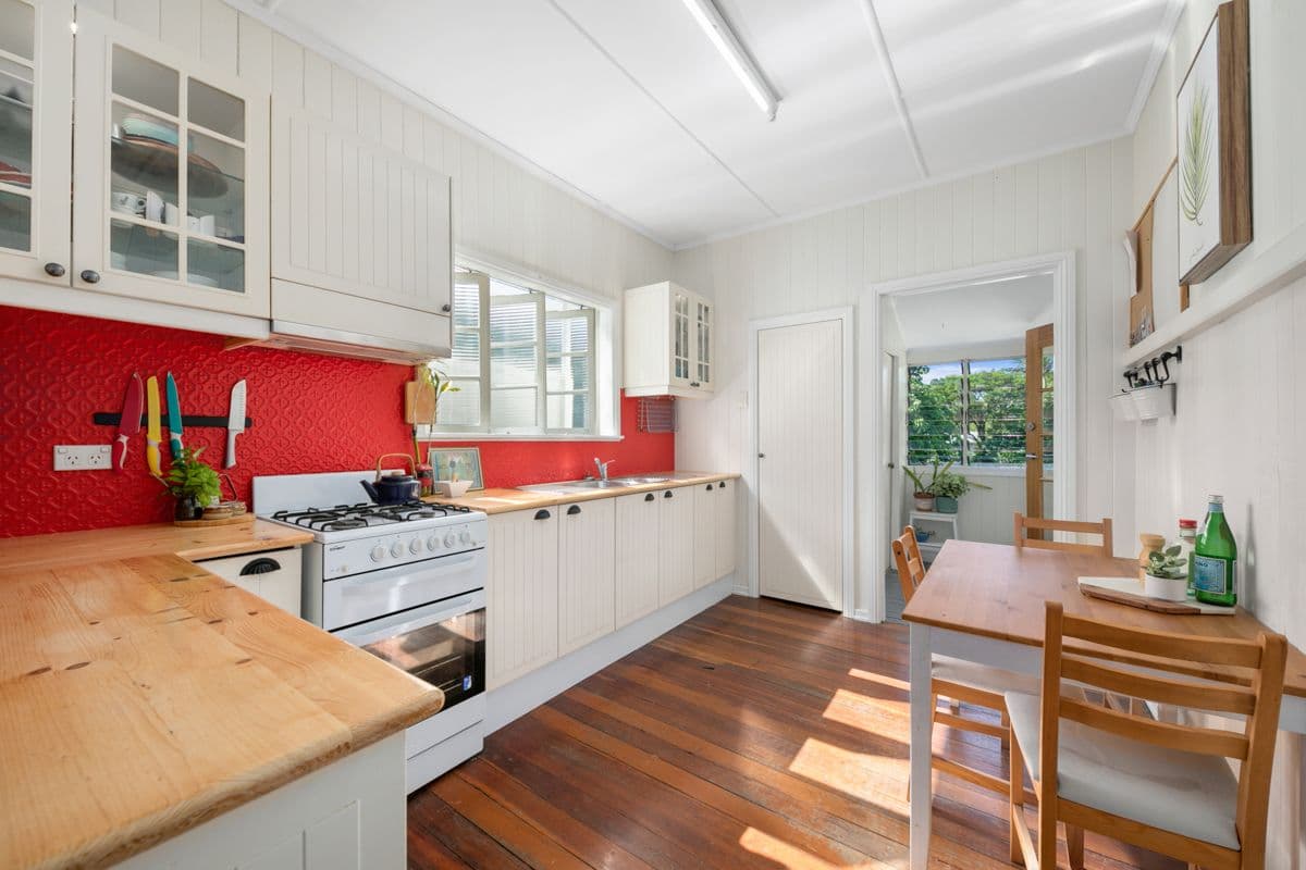 105 Dunellan Street, Greenslopes QLD 4120, Greenslopes - Thumbnail 4