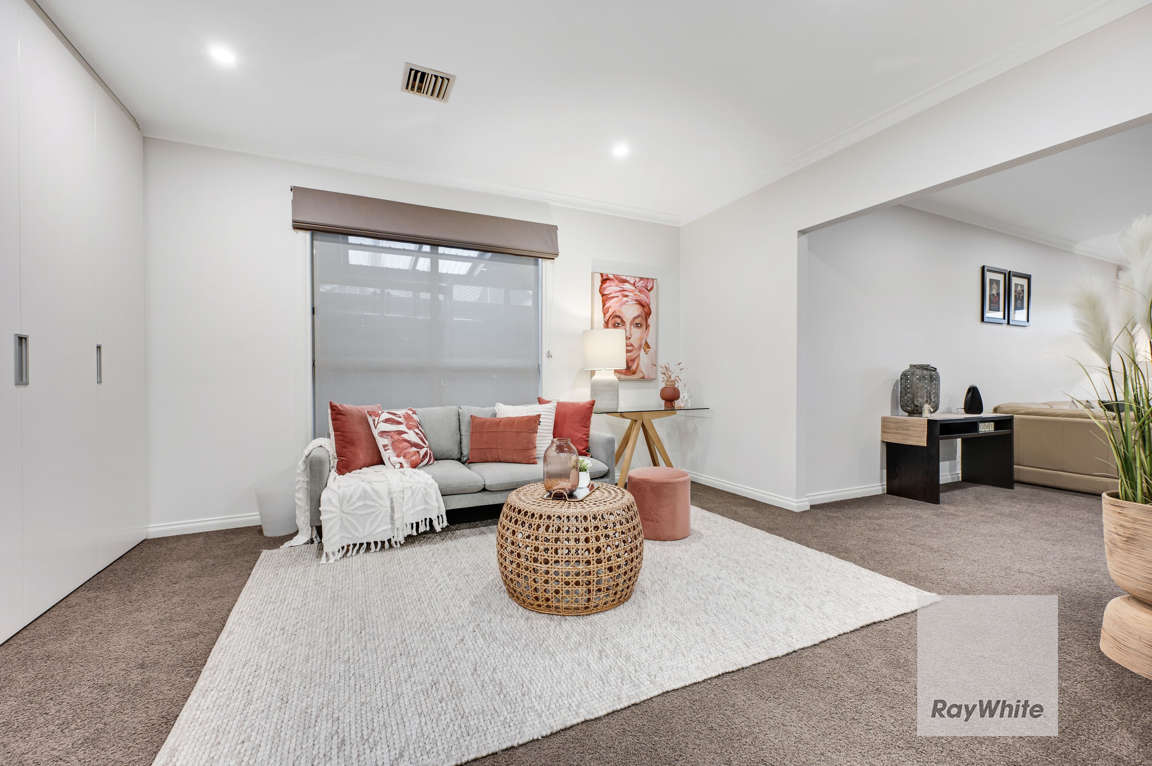 27 Macmillan Avenue, Greenvale VIC 3059, Greenvale - Thumbnail 4