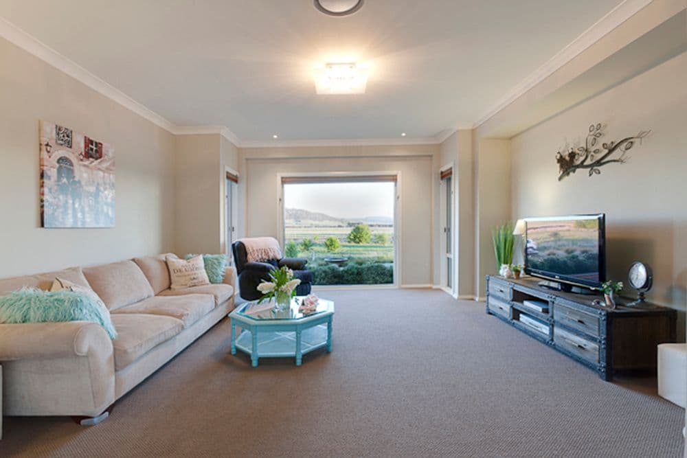 17 Lithgow Place, Bungendore - Thumbnail 3