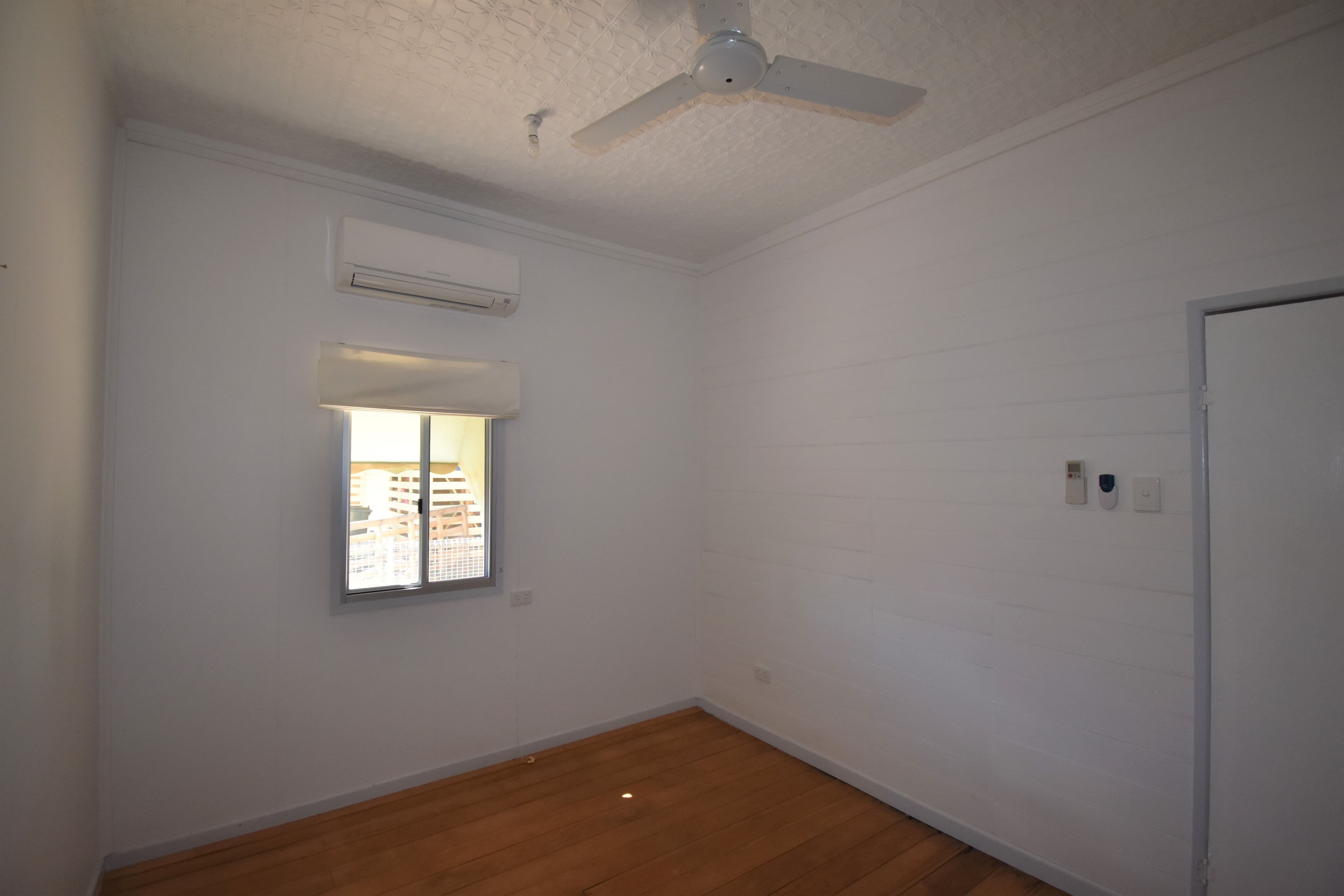 108 Crane Street, Longreach QLD 4730, Longreach - Thumbnail 8