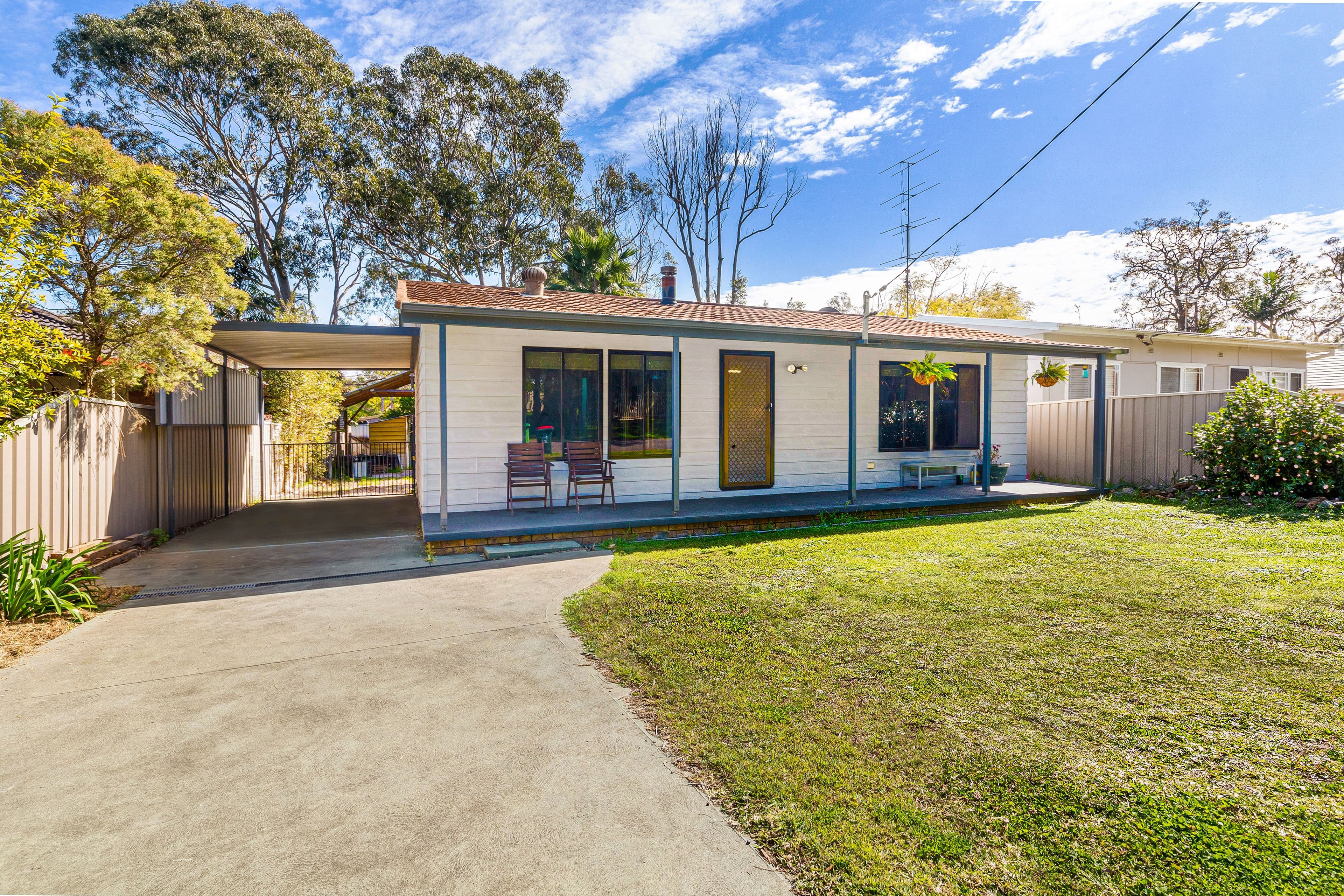 8 Murrumbong Road, Summerland Point NSW 2259, Summerland Point - Image 1