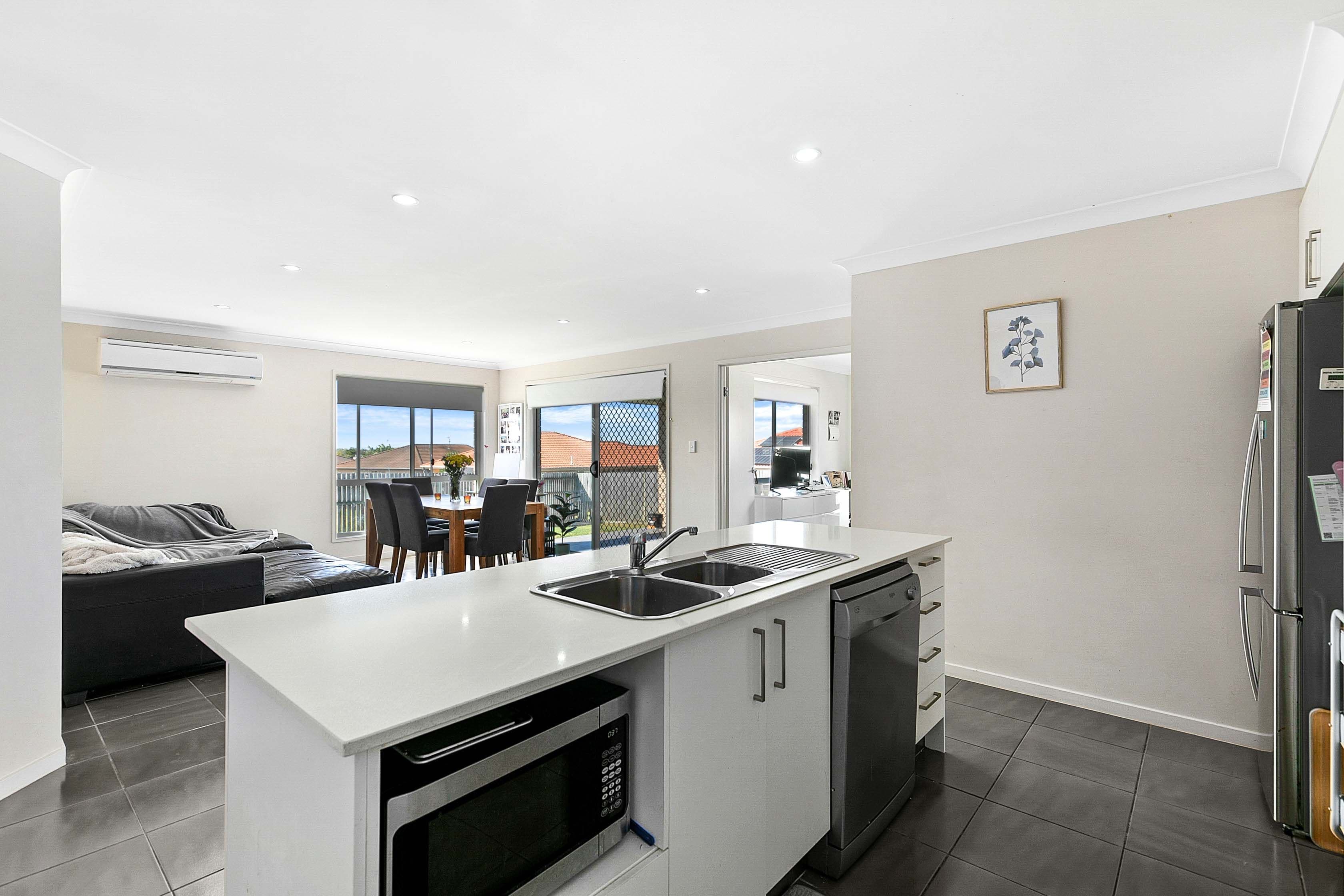 6 Parame Court, Nikenbah QLD 4655, Nikenbah - Thumbnail 6