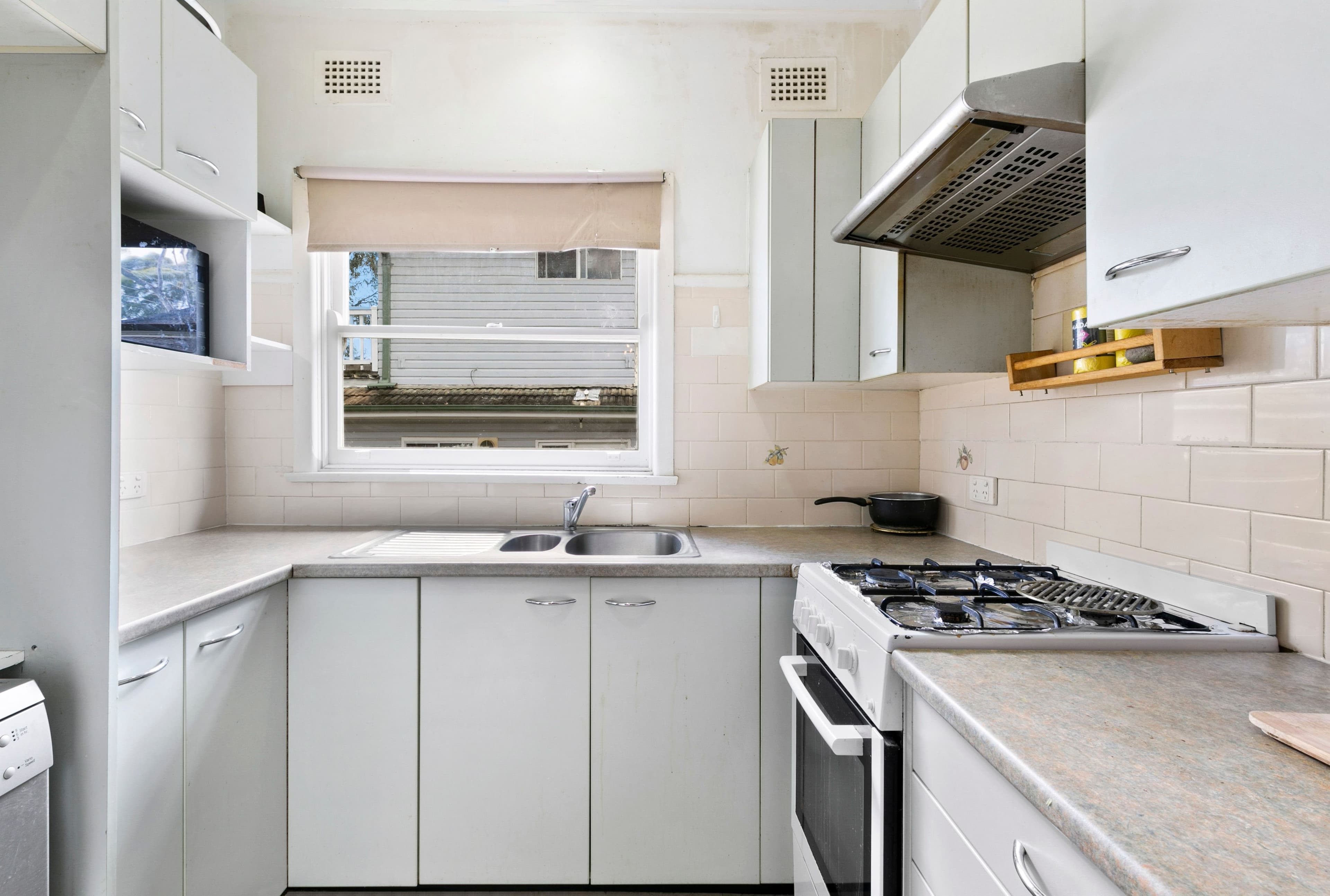 122 & 122A Lucas Road, Seven Hills NSW 2147, Seven Hills - Thumbnail 2