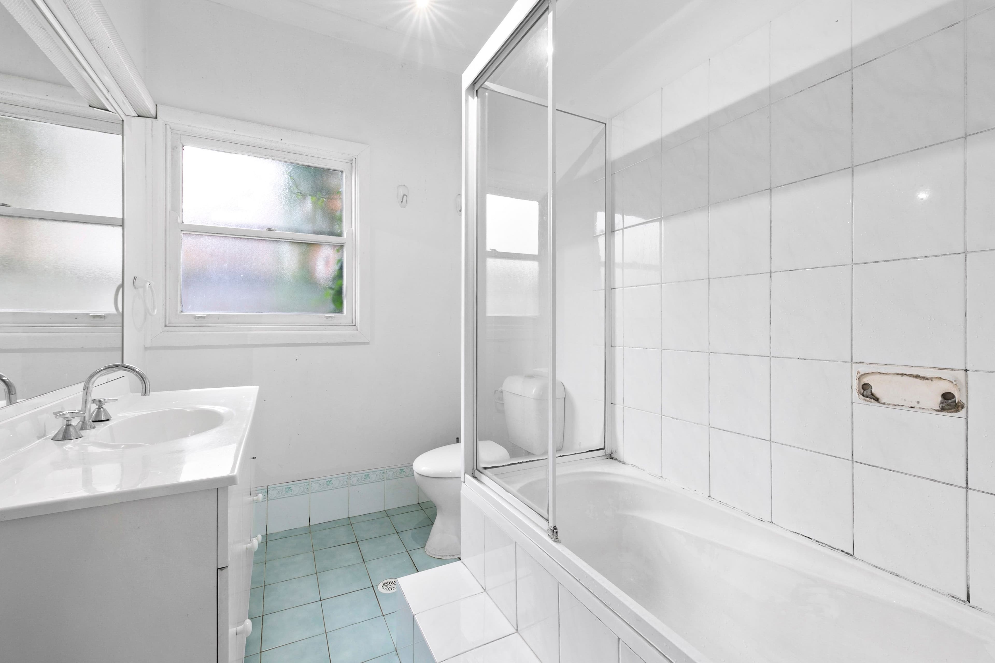 122 & 122A Lucas Road, Seven Hills NSW 2147, Seven Hills - Thumbnail 4