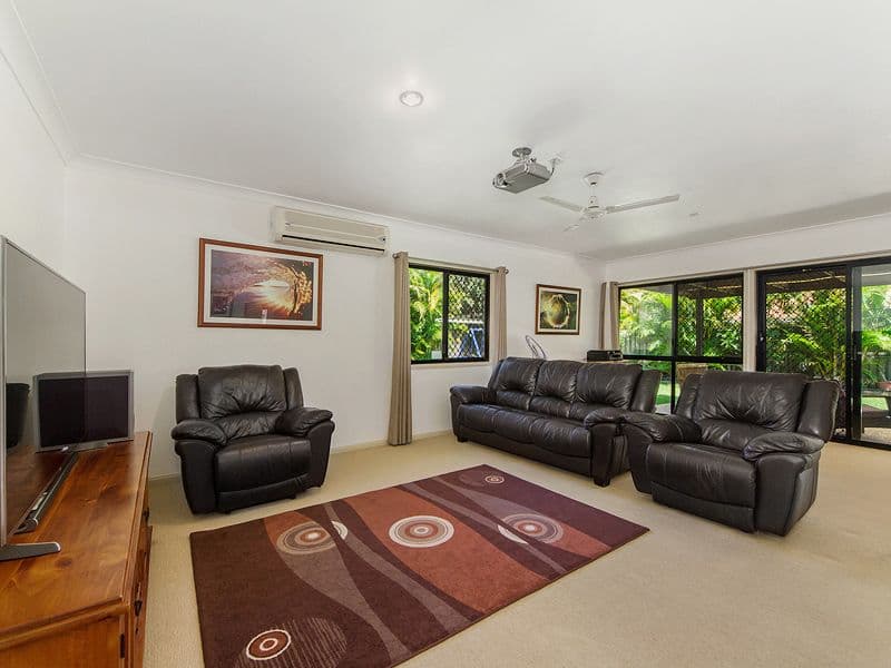 4 Riverbrooke Drive, Upper Coomera QLD 4209, Upper Coomera - Thumbnail 2
