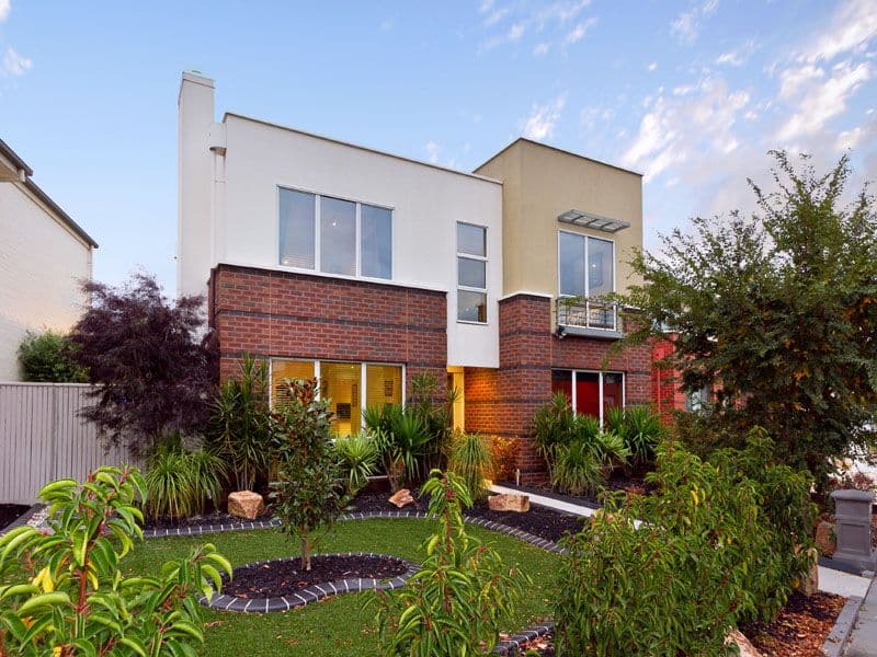2 Oakmont Crescent, HEATHERTON VIC 3202, Heatherton - Image 1