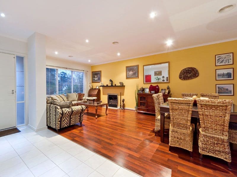 2 Oakmont Crescent, HEATHERTON VIC 3202, Heatherton - Thumbnail 2