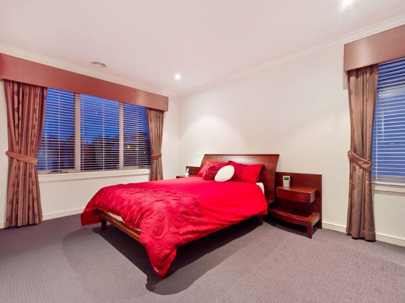 2 Oakmont Crescent, HEATHERTON VIC 3202, Heatherton - Thumbnail 6