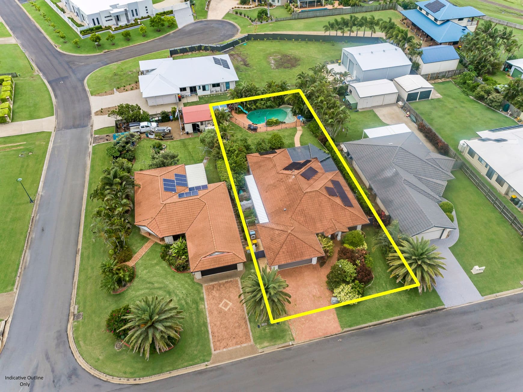 201 Barolin Esplanade, Coral Cove QLD 4670, Coral Cove - Thumbnail 4