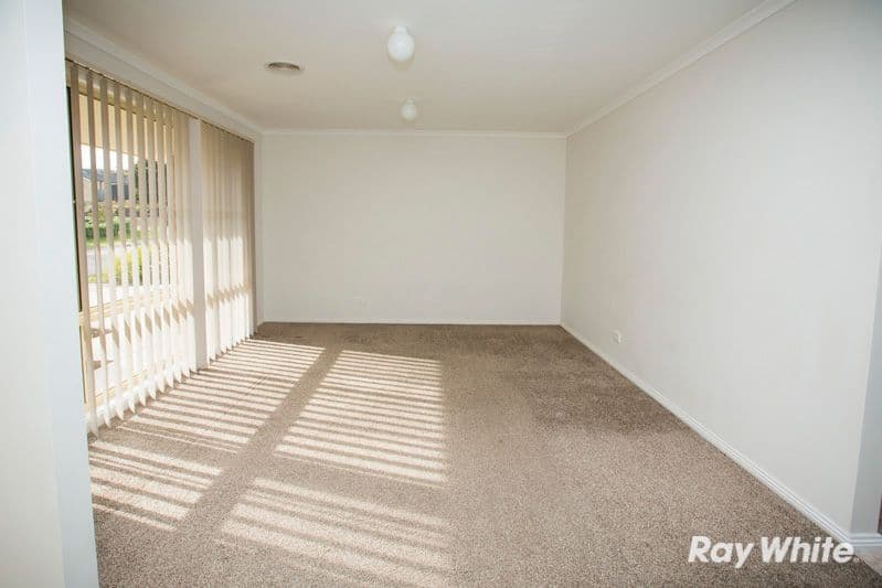 15 Blue Gum Court, PAKENHAM VIC 3810, Pakenham - Thumbnail 5