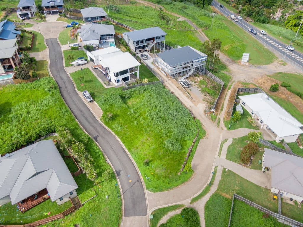 2 Spinnaker Court, Cannonvale QLD 4802, Cannonvale - Thumbnail 3