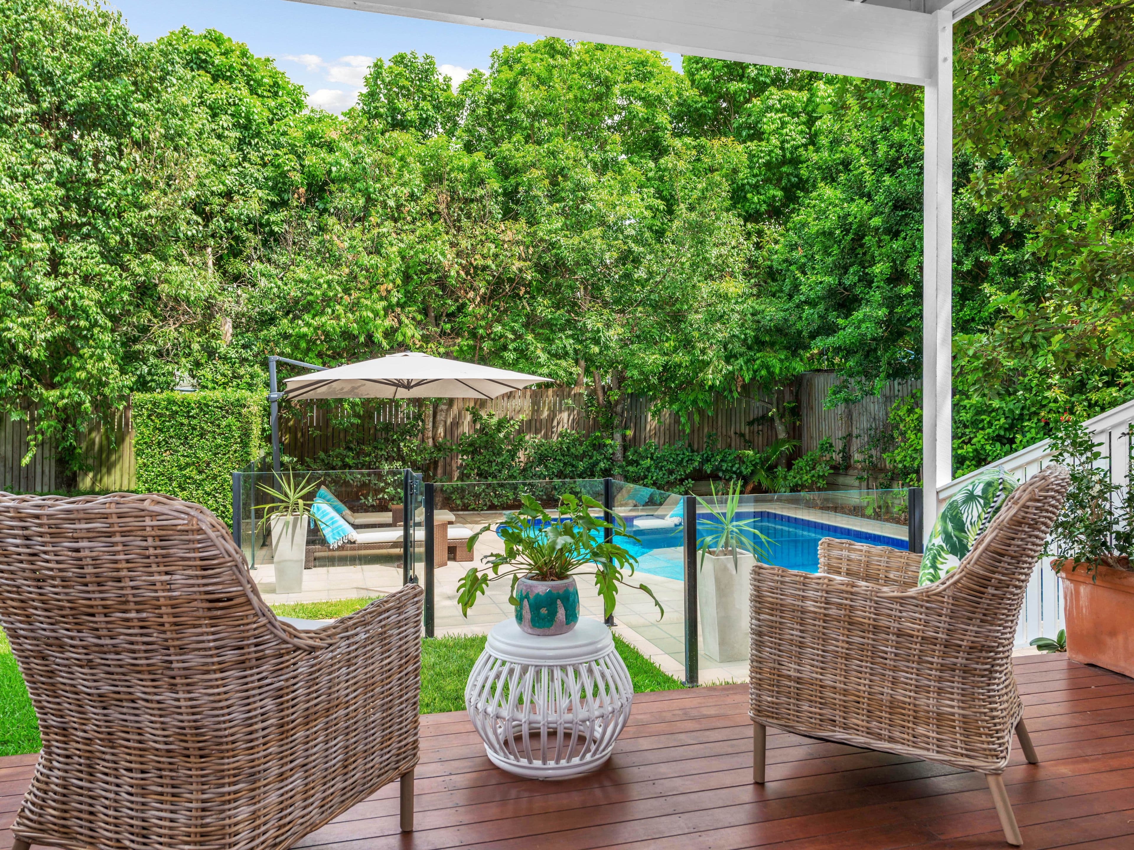 11 Eblin Drive, Hamilton QLD 4007, Hamilton - Thumbnail 2