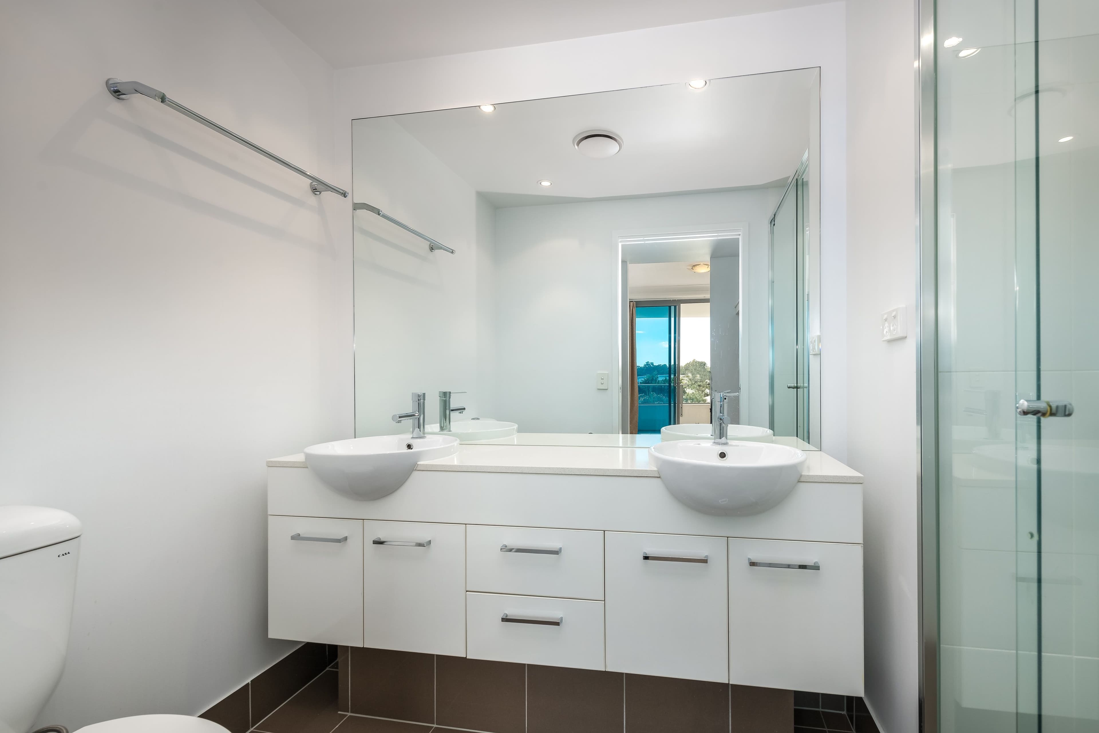 41 Harbour Town Drive, Biggera Waters QLD 4216, Biggera Waters - Thumbnail 7