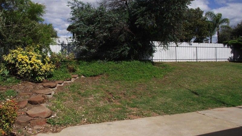 83 East Street, PARKES NSW 2870, Parkes - Thumbnail 3