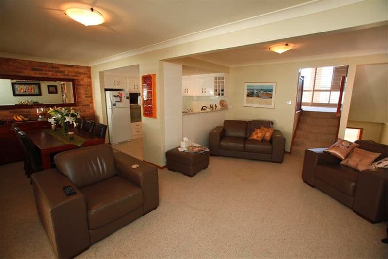 7  Verulam Road, LAMBTON NSW 2299, Lambton - Thumbnail 3