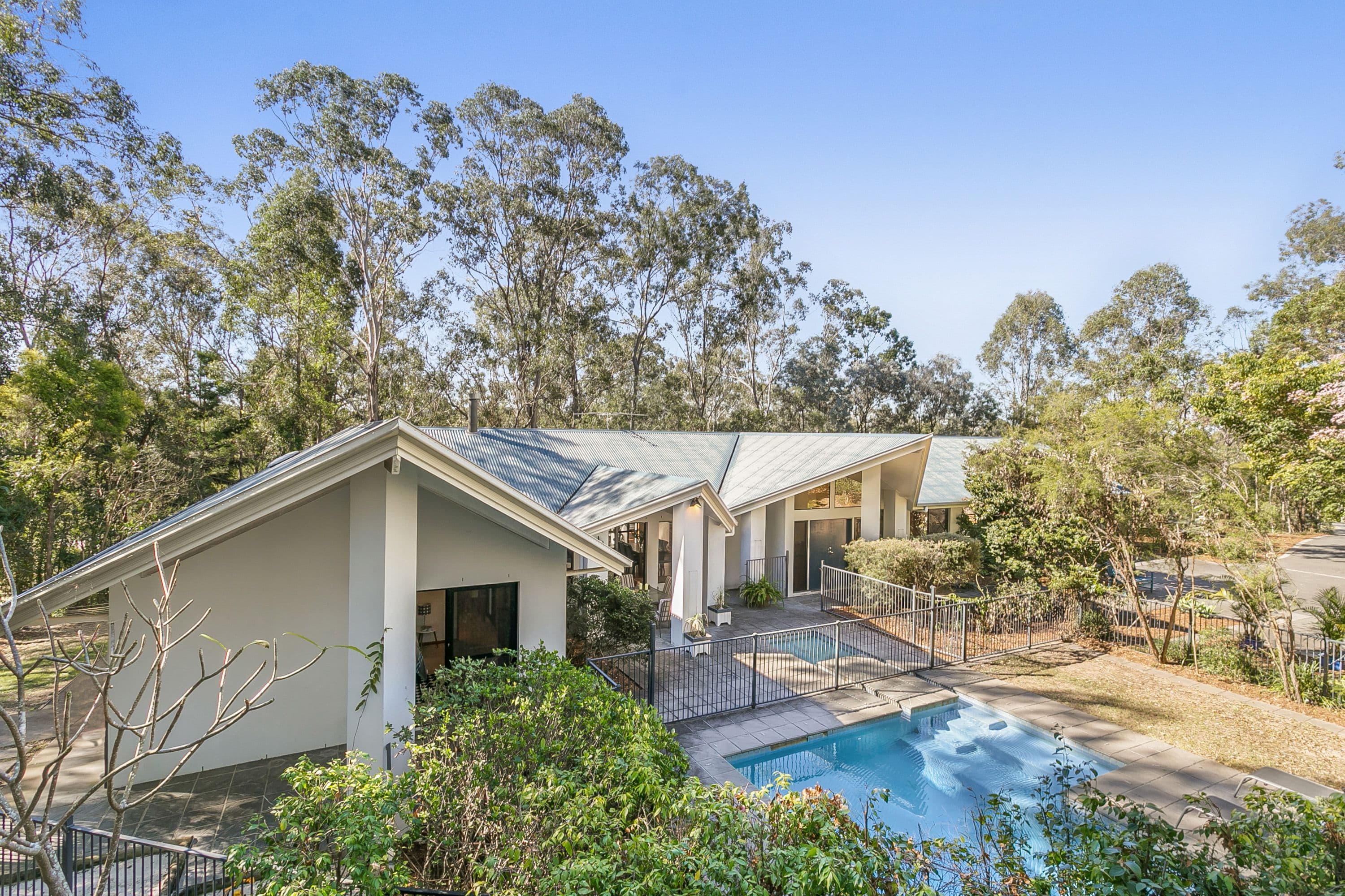 55 Logan Place, Pullenvale QLD 4069, Pullenvale - Thumbnail 2