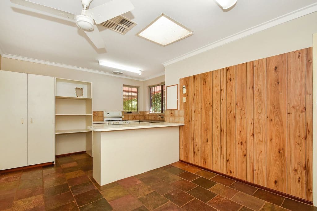 35 Bendix Way, Girrawheen WA 6064, Girrawheen - Thumbnail 3