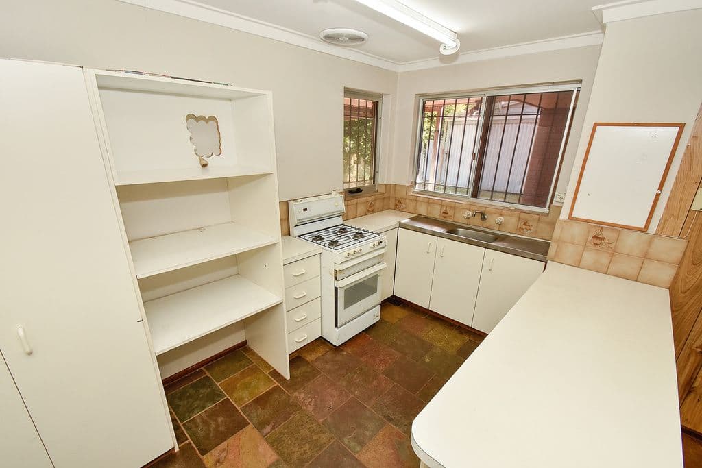 35 Bendix Way, Girrawheen WA 6064, Girrawheen - Thumbnail 5