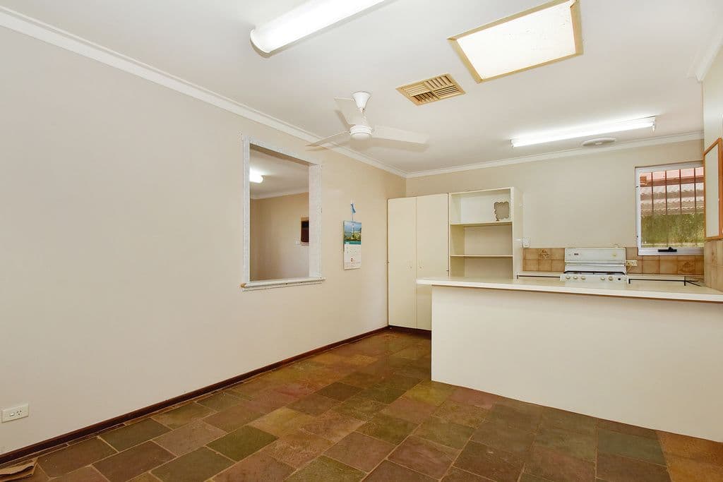 35 Bendix Way, Girrawheen WA 6064, Girrawheen - Thumbnail 6