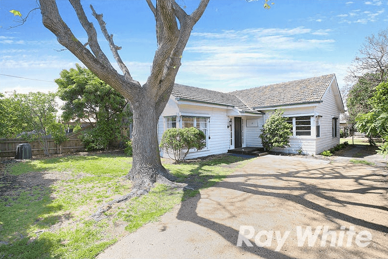 12 Evesham Road, Cheltenham VIC 3192, Cheltenham - Image 1