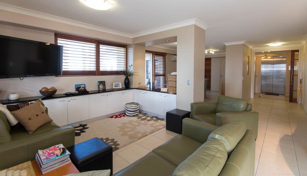 16 'Seychelles' 5 Cronin Avenue, MAIN BEACH QLD 4217, Main Beach - Thumbnail 4