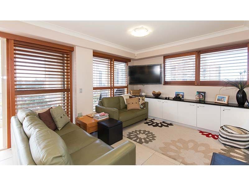 16 'Seychelles' 5 Cronin Avenue, MAIN BEACH QLD 4217, Main Beach - Thumbnail 5