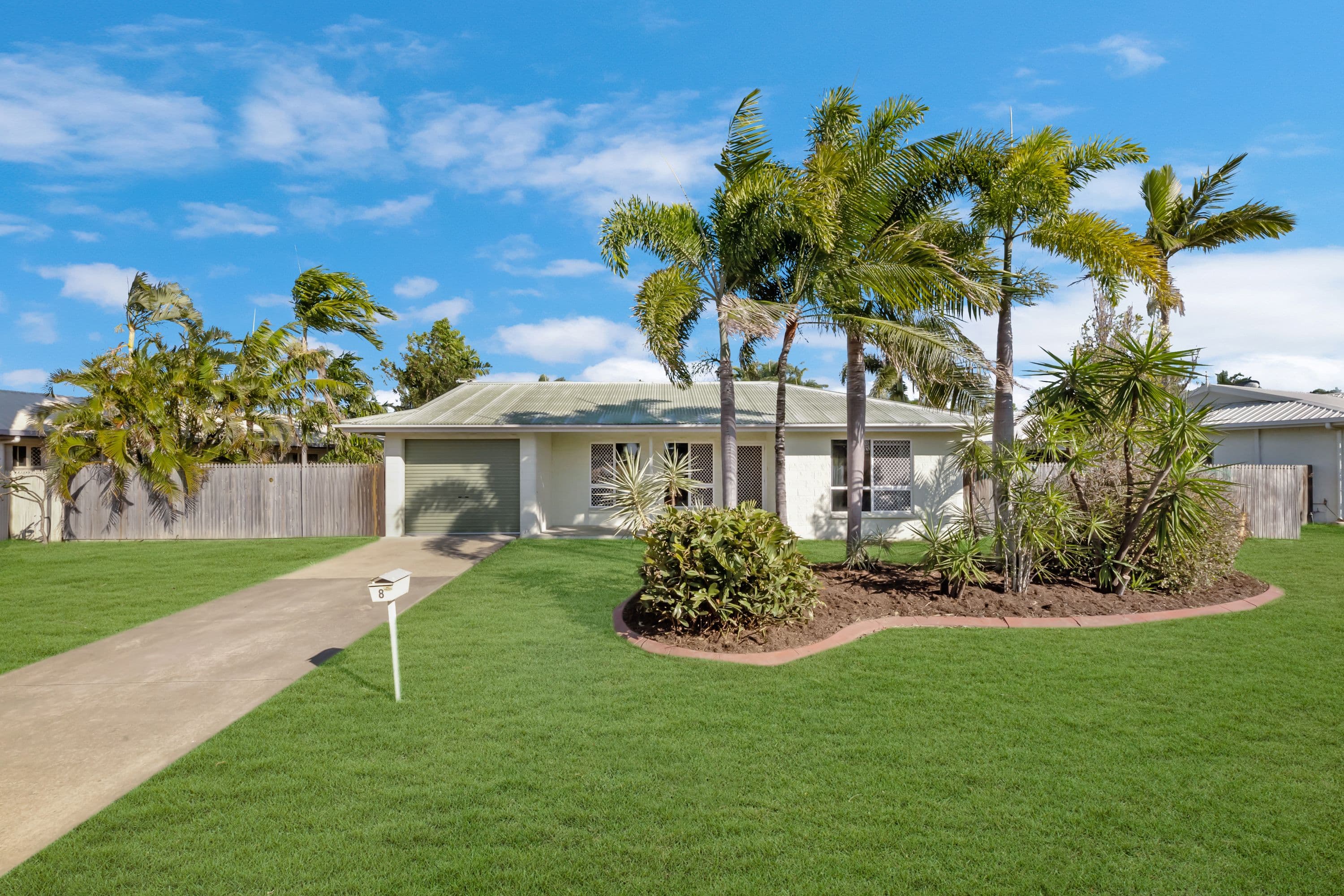 8 Colchester Crescent, Kirwan QLD 4817, Kirwan - Image 1