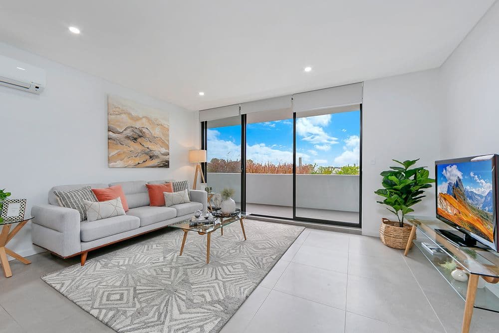 882 Woodville Road, Villawood NSW 2163, Villawood - Image 1