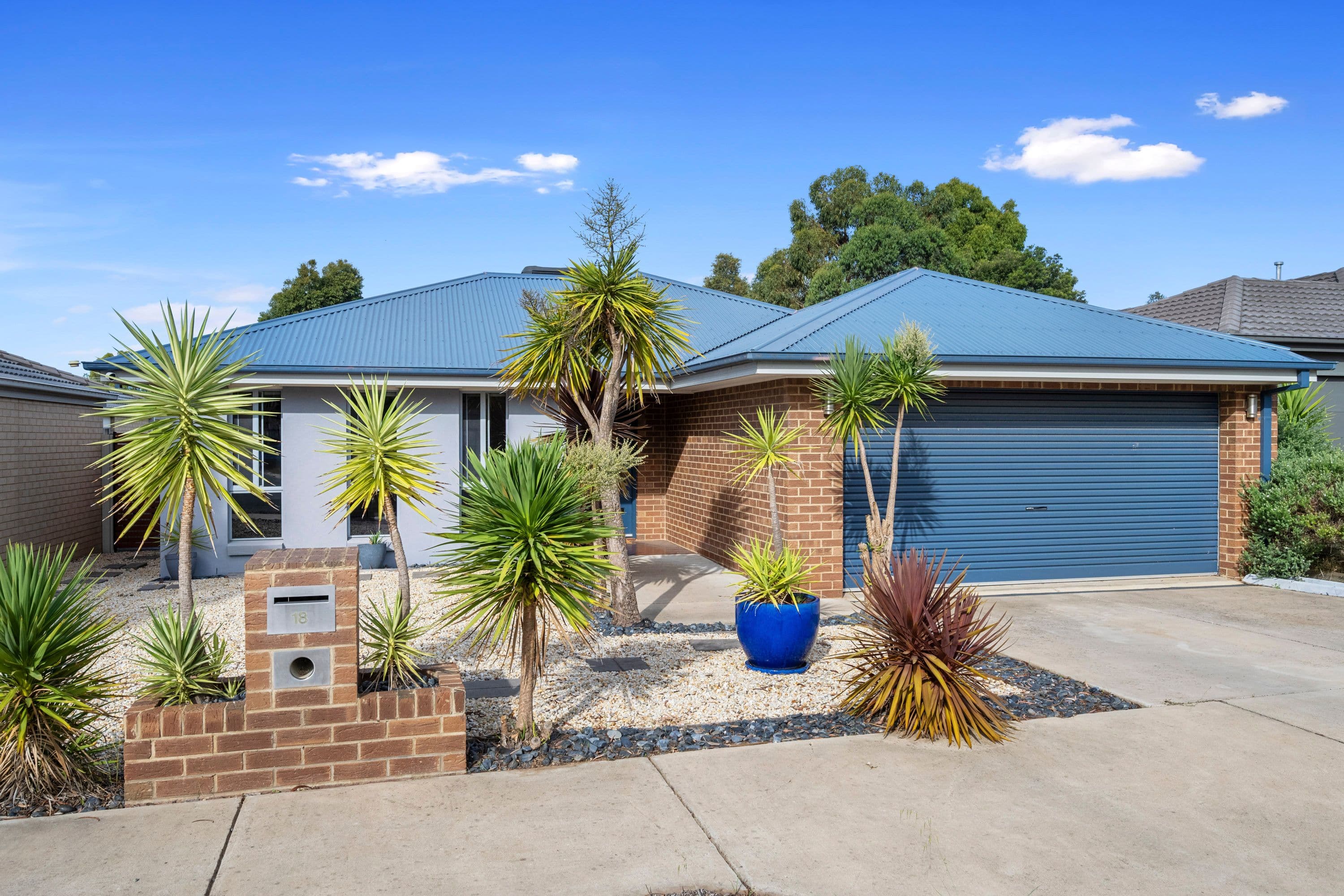 18 Imperial Court, California Gully VIC 3556, California Gully - Image 1