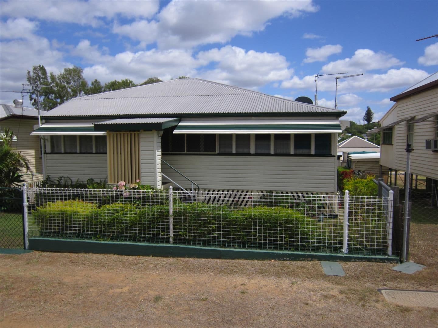 31 Dee Street, Mount Morgan QLD 4714, Mount Morgan - Image 1