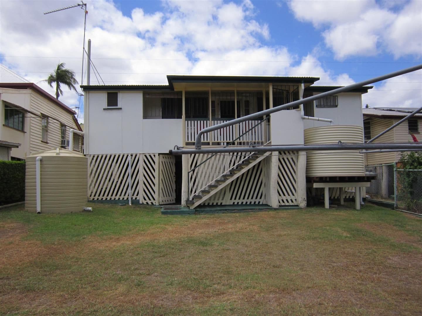 31 Dee Street, Mount Morgan QLD 4714, Mount Morgan - Thumbnail 3