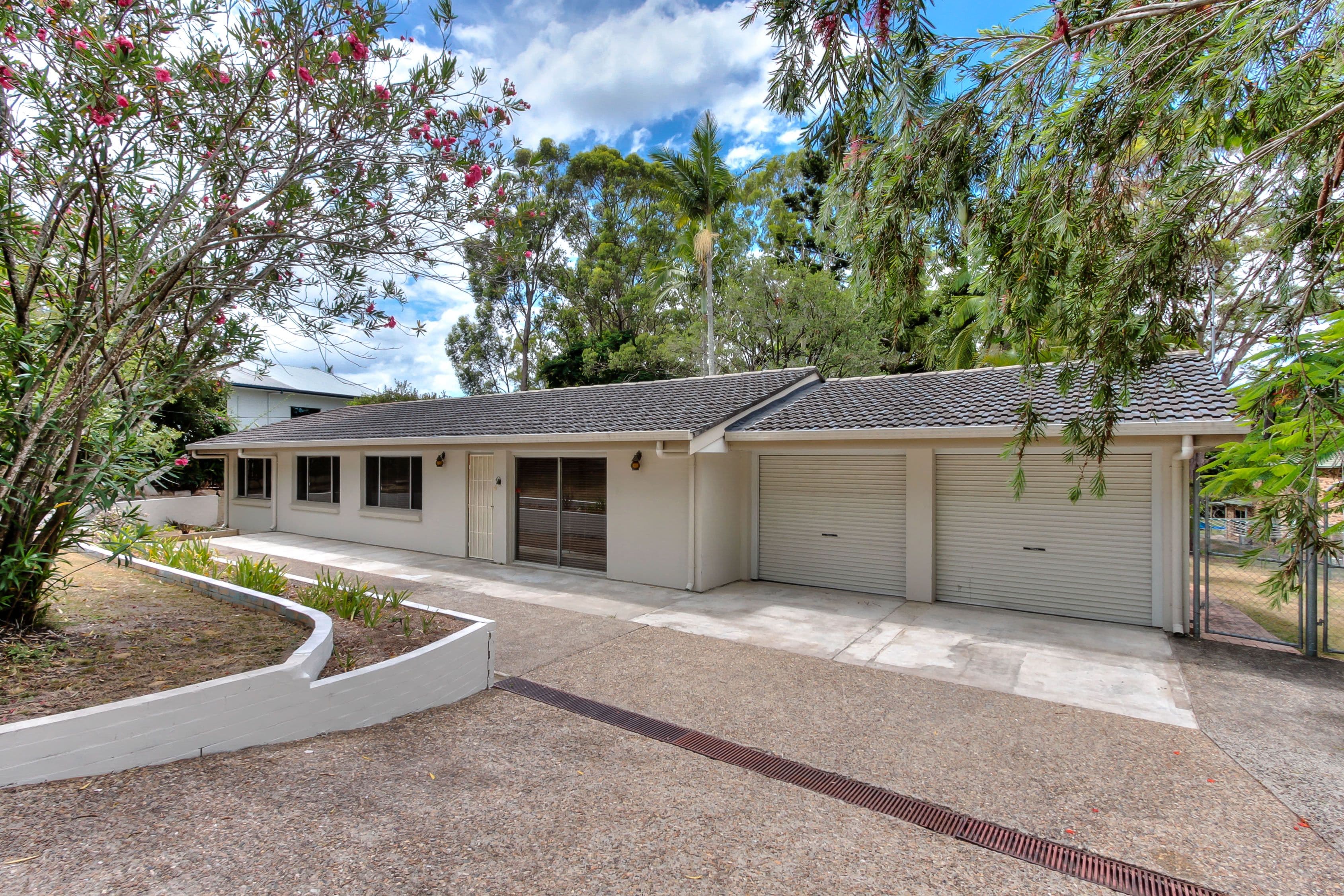 90 Dennis Road, Springwood QLD 4127, Springwood - Thumbnail 3