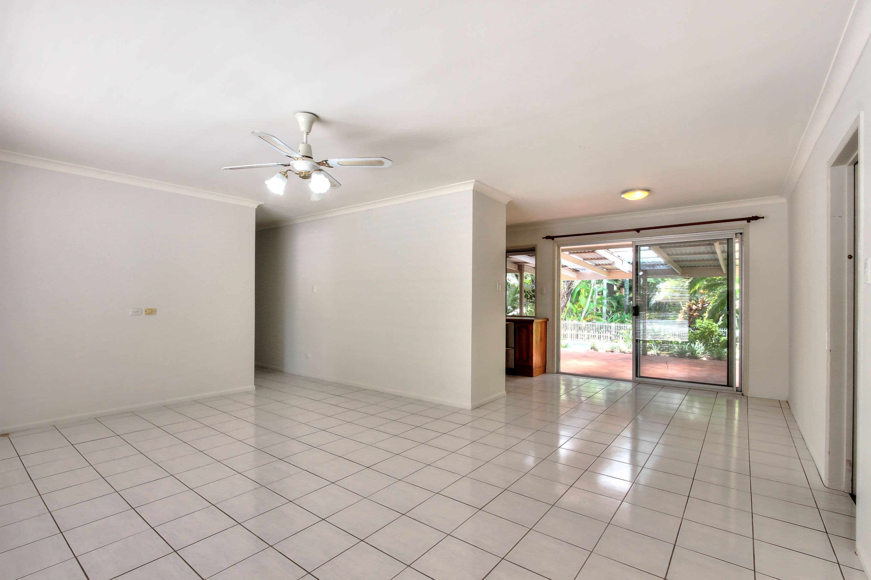 90 Dennis Road, Springwood QLD 4127, Springwood - Thumbnail 5