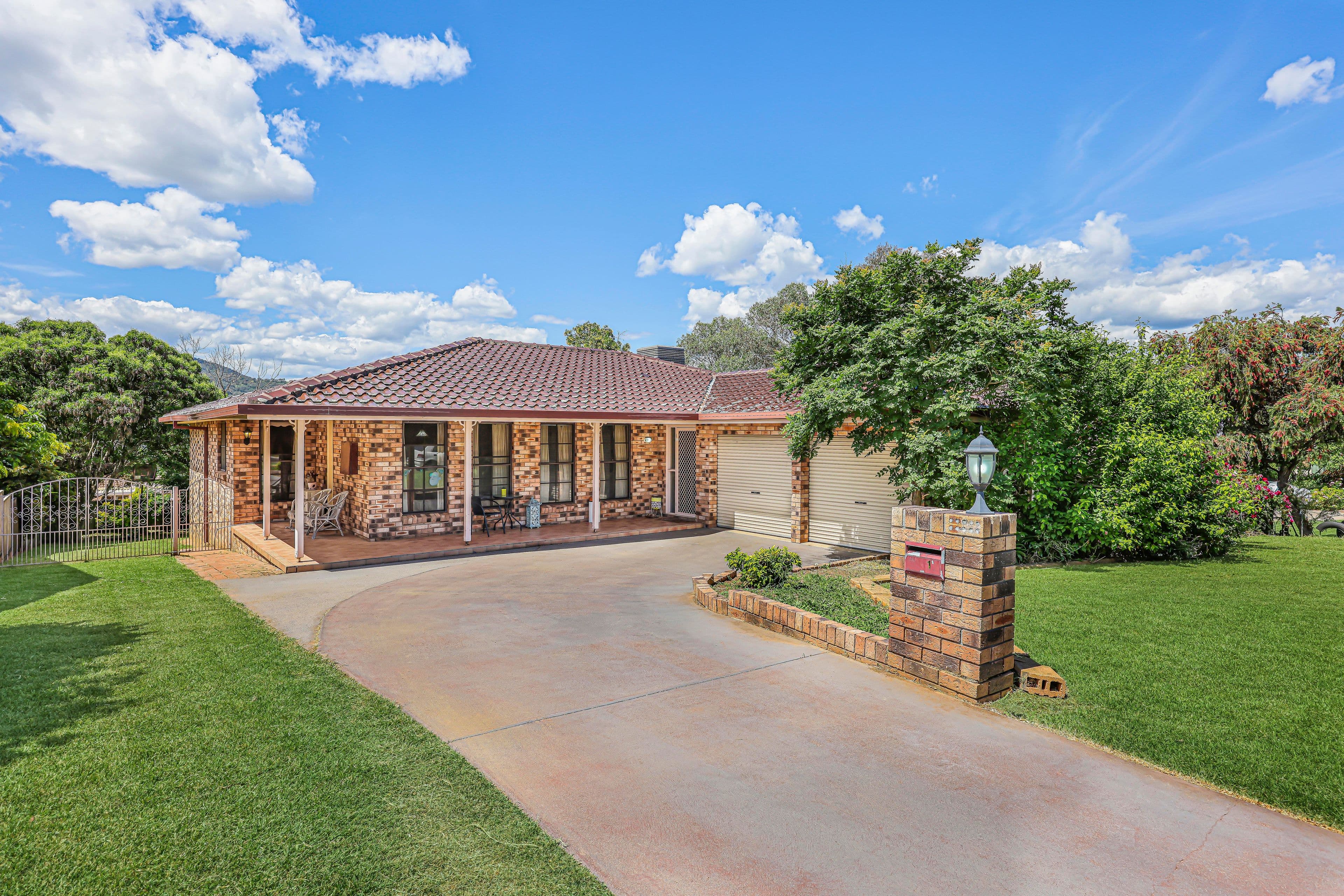 16 Peregrine Avenue, Tamworth NSW 2340, Calala - Image 1