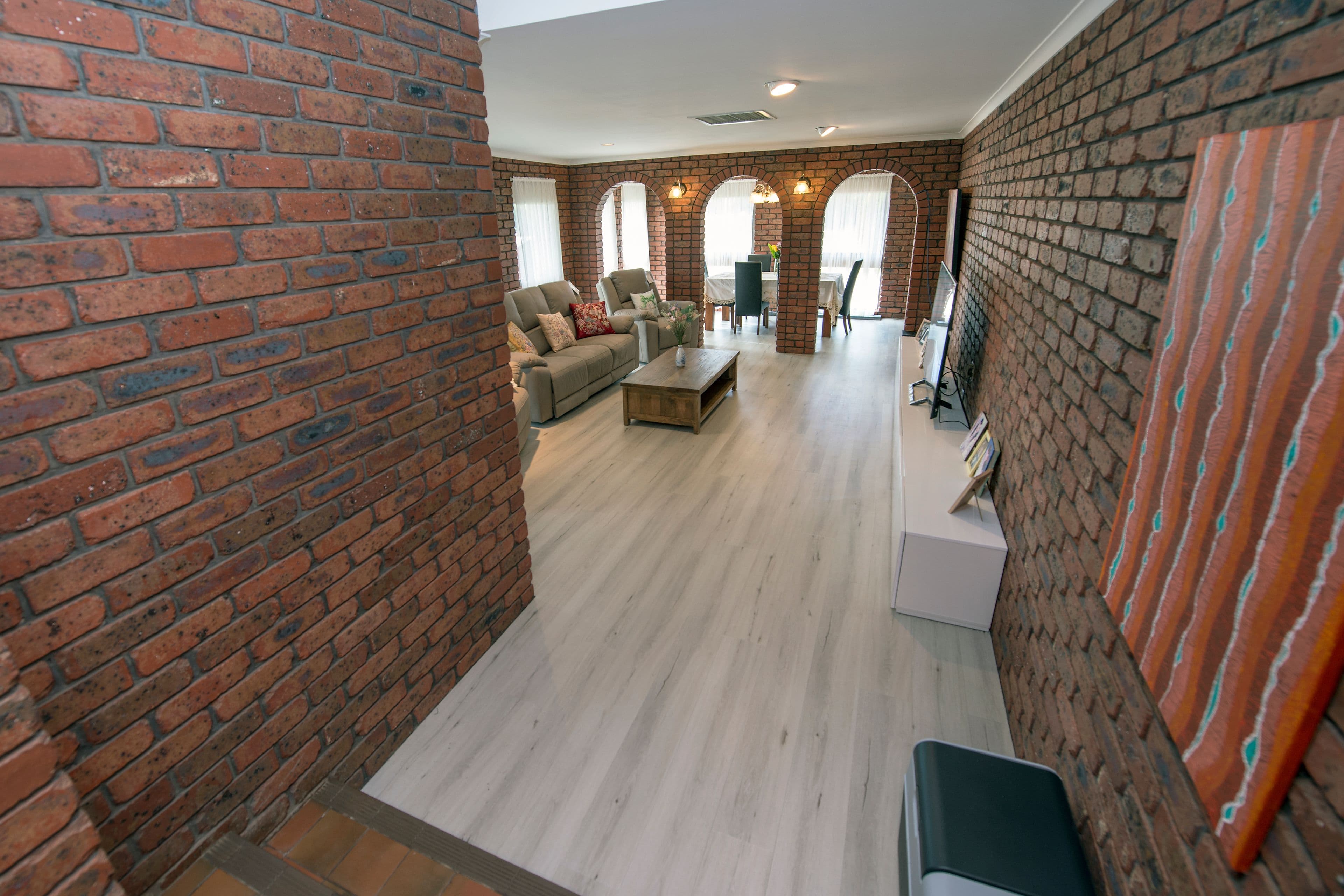 10 Cobham Avenue, Swan Hill VIC 3585, Swan Hill - Thumbnail 2