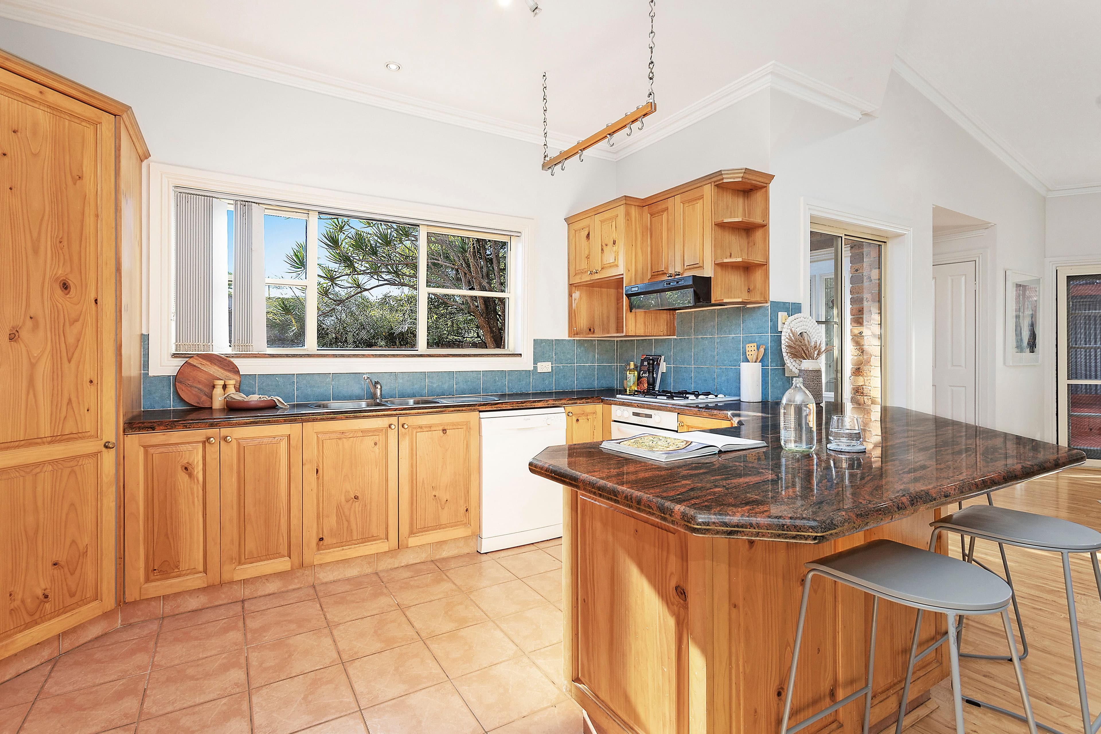 12 Junction Street, Miranda NSW 2228, Miranda - Thumbnail 3