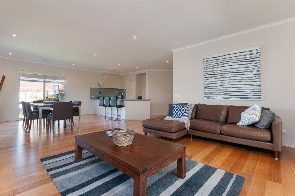 1 White Cedar Place, CRAIGIEBURN VIC 3064, Craigieburn - Thumbnail 4