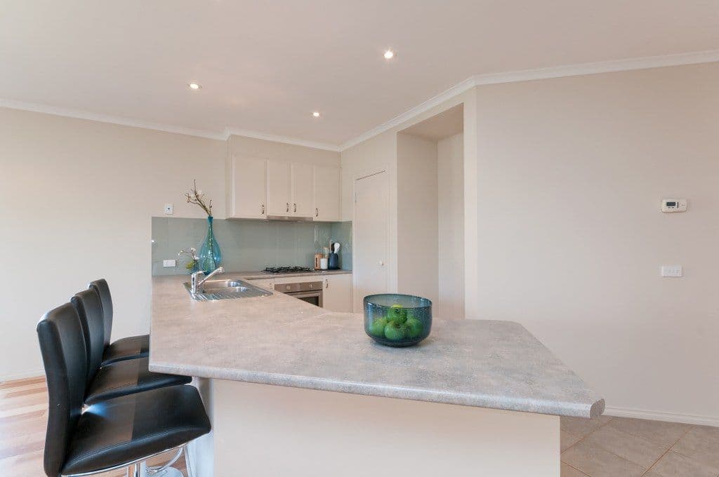 1 White Cedar Place, CRAIGIEBURN VIC 3064, Craigieburn - Thumbnail 7
