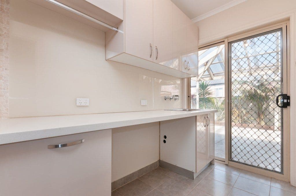 1 White Cedar Place, CRAIGIEBURN VIC 3064, Craigieburn - Thumbnail 8