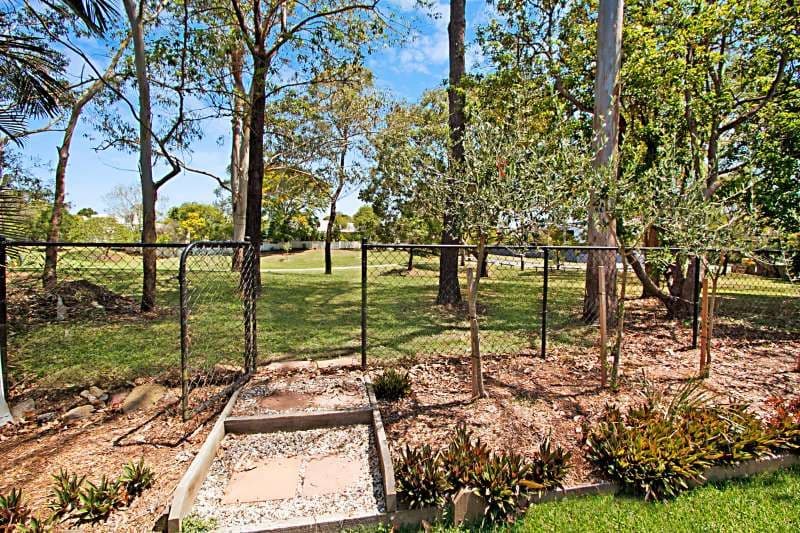 203 Graceville Avenue, GRACEVILLE QLD 4075, Graceville - Thumbnail 8