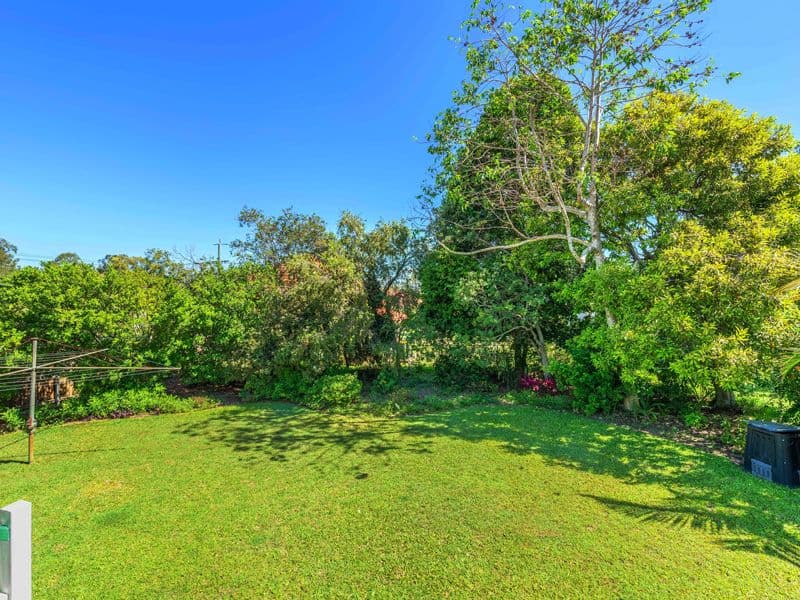 4 Handcroft Street, Wavell Heights QLD 4012, Wavell Heights - Thumbnail 2