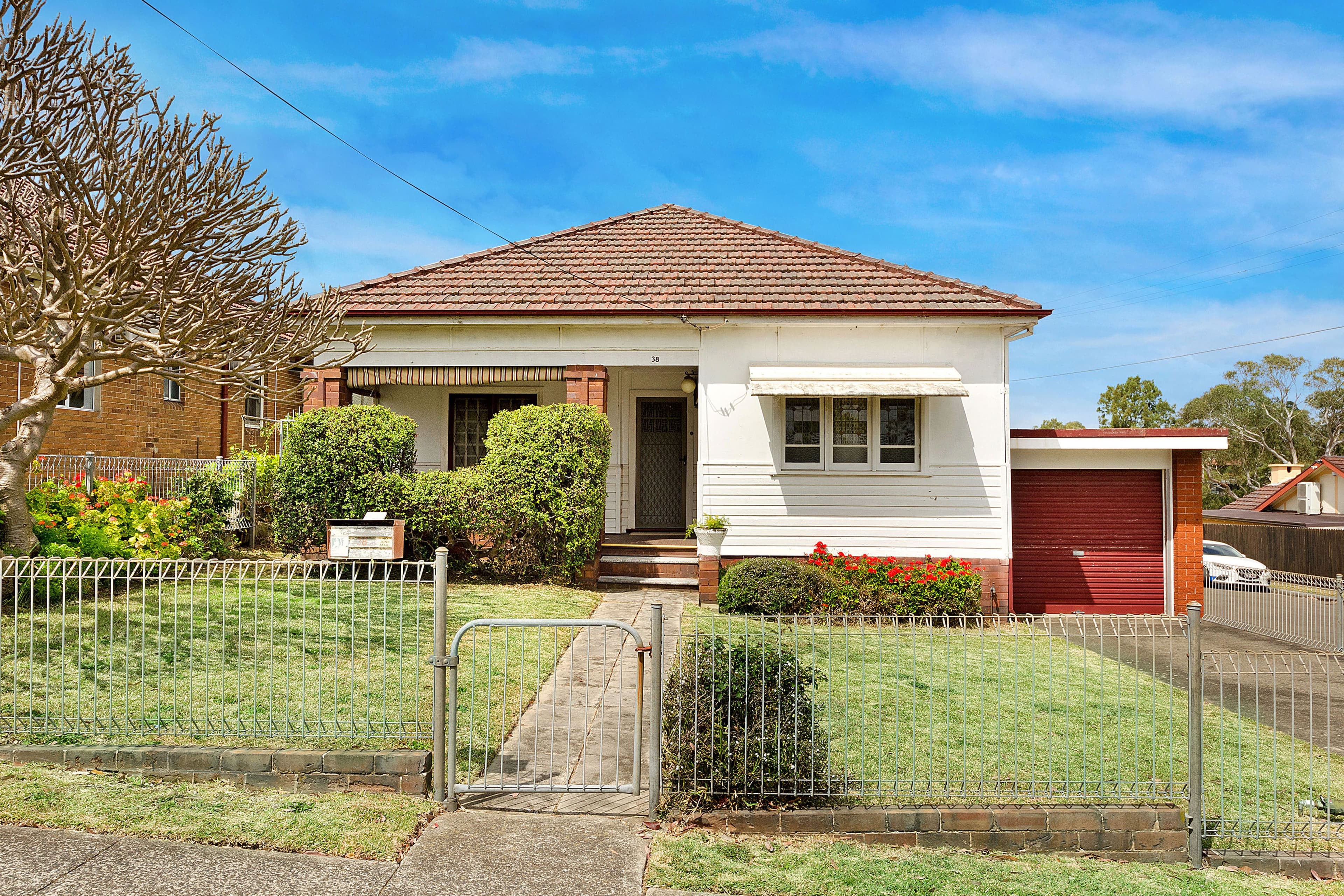 38 Ross Street, Gladesville - Thumbnail 2