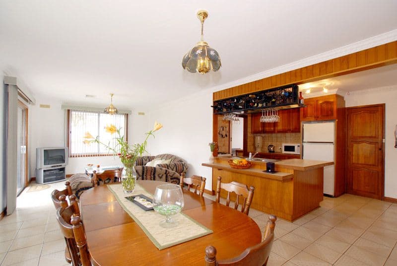 2   Hyde Court, MULGRAVE VIC 3170, Mulgrave - Thumbnail 4
