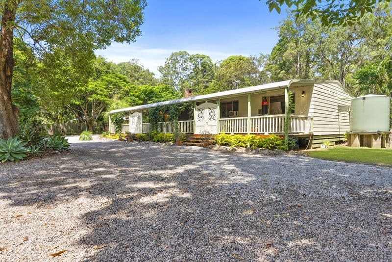 10 Kensleigh Avenue, Bellmere - Image 1