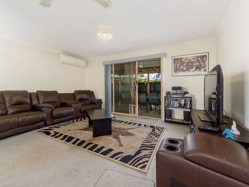31 Cumberland Drive, Varsity Lakes QLD 4227, Varsity Lakes - Thumbnail 2