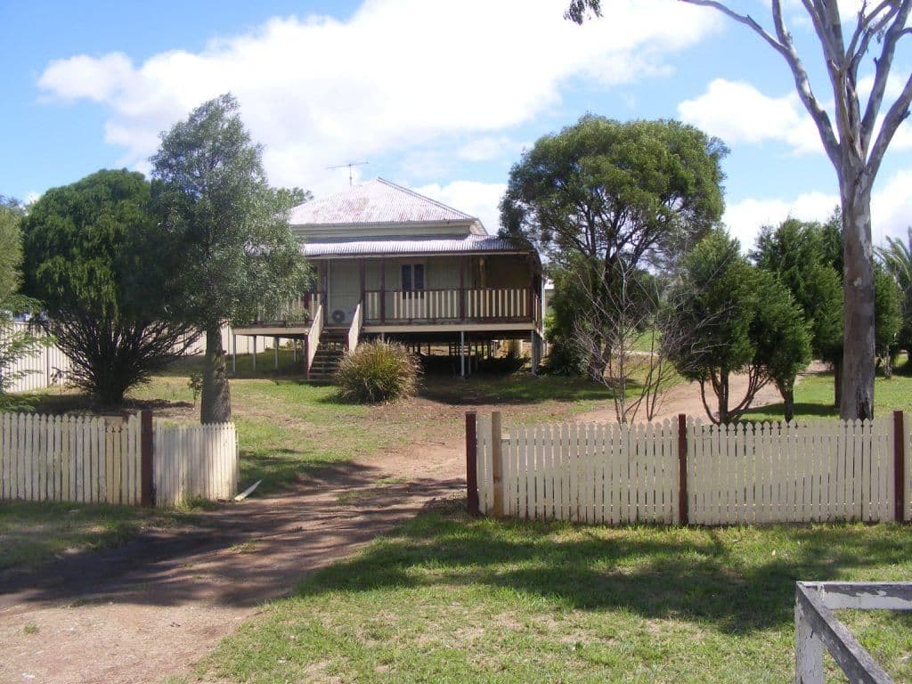 11 Gipps, NANANGO QLD 4615, Nanango - Image 1