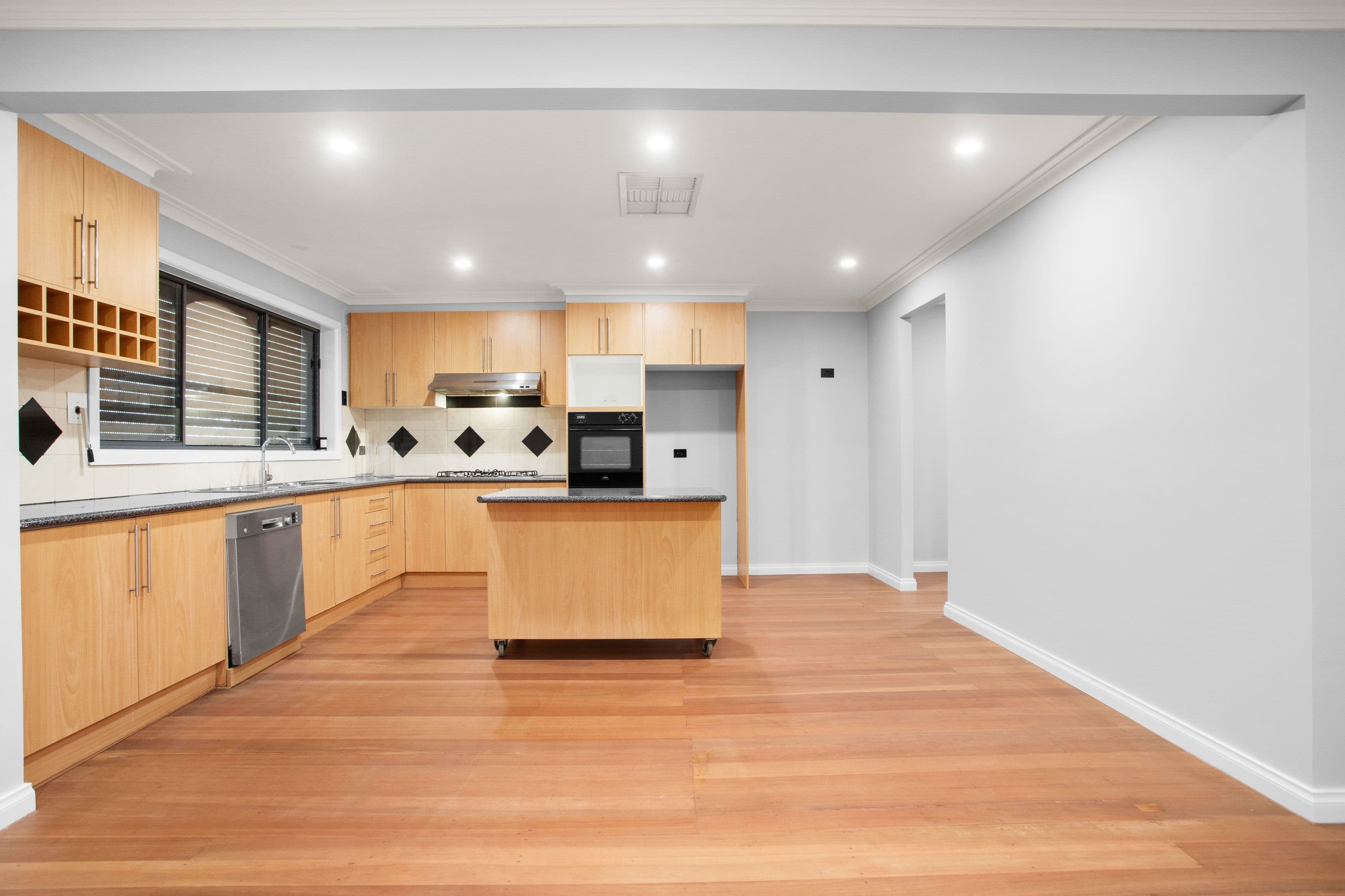 51 Casey Drive, Lalor VIC 3075, Lalor - Thumbnail 4