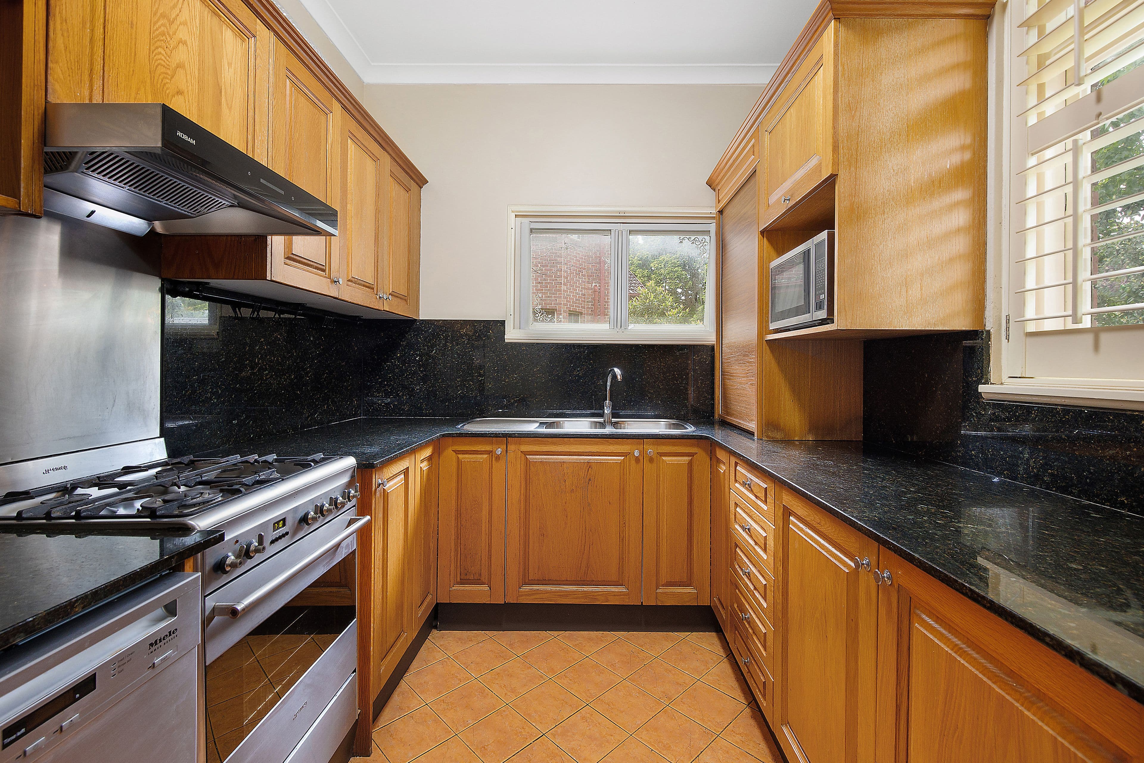 3 Bloomsbury Avenue, Pymble NSW 2073, Pymble - Thumbnail 5